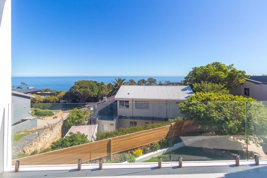 4 Bedroom Property for Sale in Camps Bay Western Cape